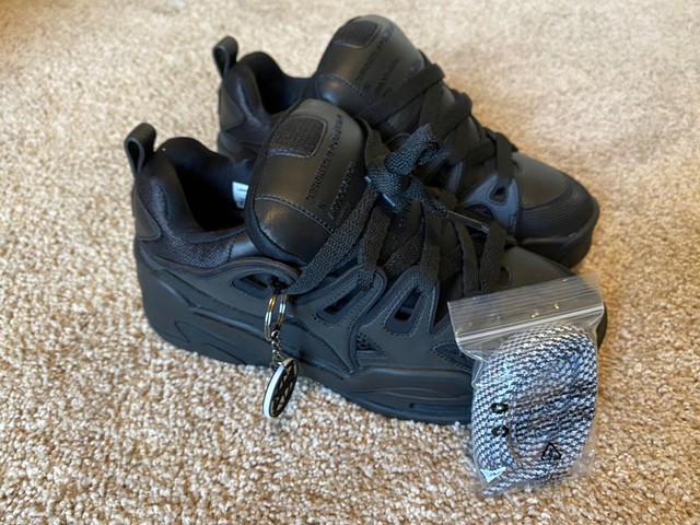 awge under armour shoes