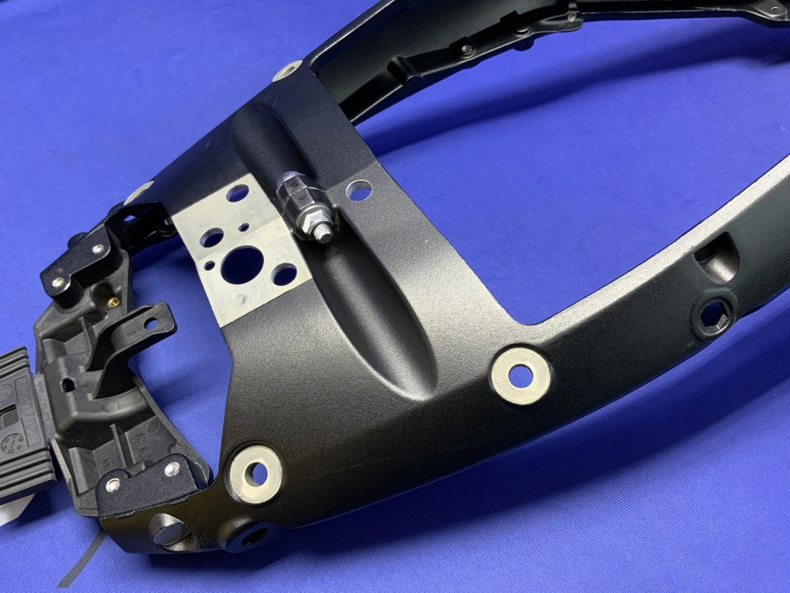 Ducati Mid Pipe Vertical Connecting Pipe Scrambler 2019-2022 OEM 57114951AB