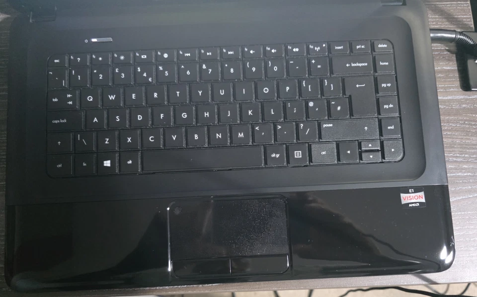 Compaq CQ58 Laptop AMD E1-1200, 1.40 GHz, 500Gb HDD 4Gb Ram 15,6" chrome os flex - Image 3 of 4