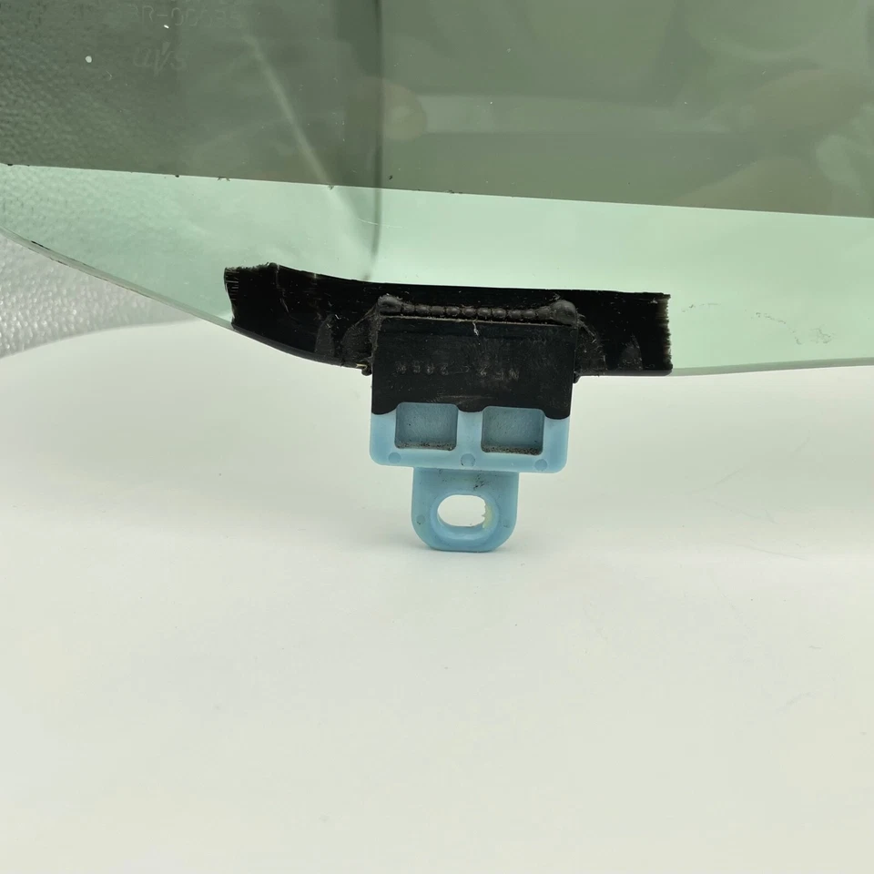 2001-2003 Lexus RX300 Front Passenger Right Door OEM Window Glass 6810148030 - Imagem 2 de 4