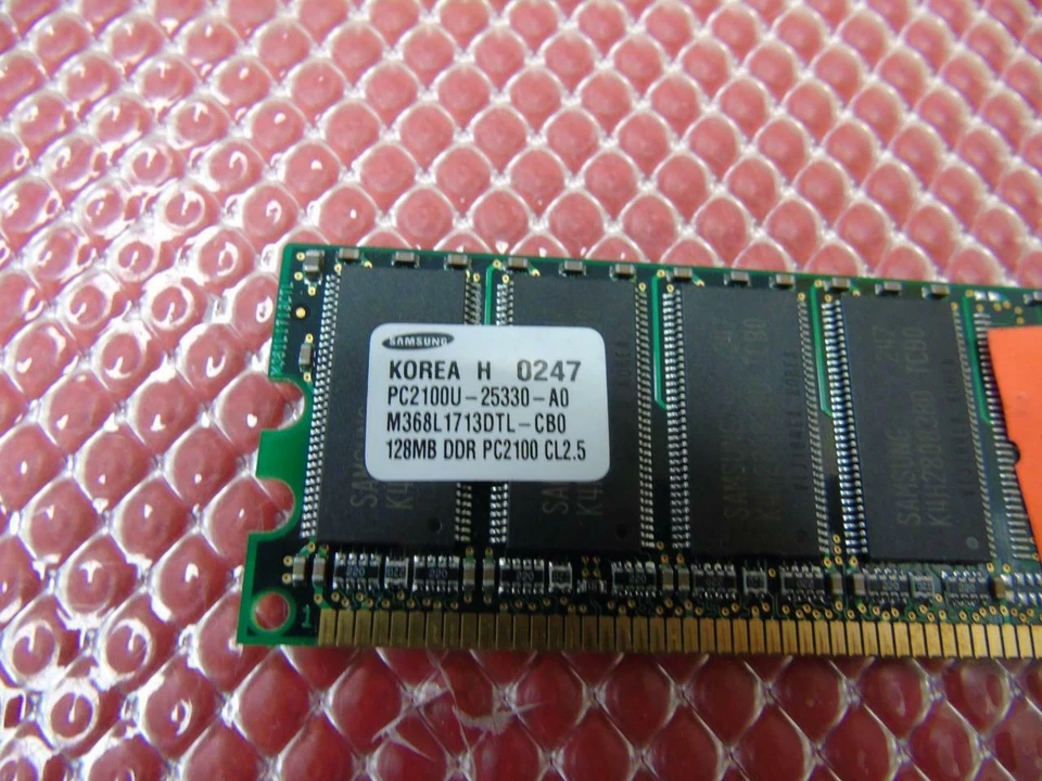 HP Pavilion 7855 Samsung M368L1713DTL-CB0 128MB DDR PC2100 184pin Desktop Memory - Image 2 of 4