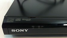 Sony DVP-SR210P DVD Player with remote  cables - Tested and is in working order