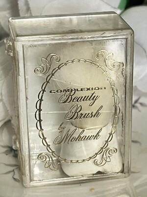 VINTAGE COLLECTIBLE MOHAWK  COMPLEXION BEAUTY BRUSH WHITE BRISTLES NEW