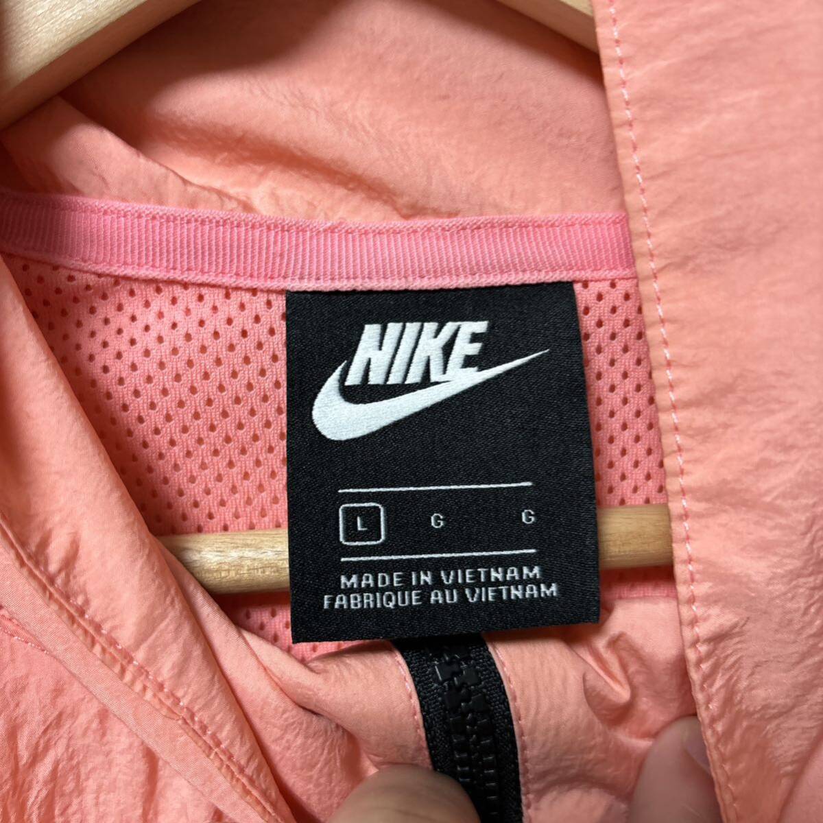 L NIKE BIG SWOOSH NYRON JAKET PINK Nike Nylon Jacket L NIKE BIG SWOOSH NYRON JAKET PINK Nike Nylon Jacket