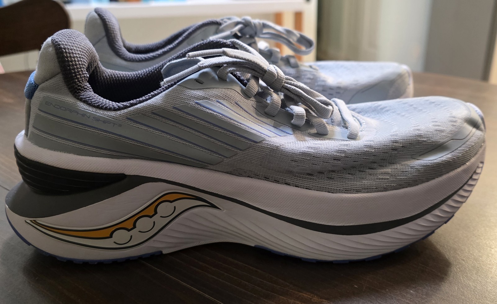 Saucony Women's Endorphin Shift 3 Running Shoes, Granite/Horizon, 9 US Grey Blue