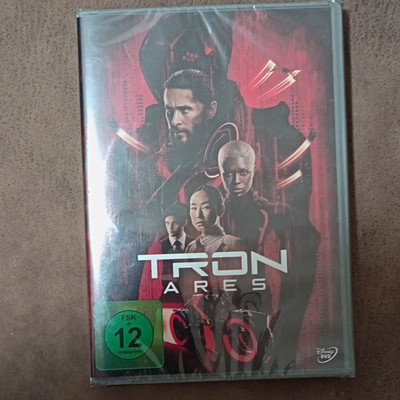 TRON Ares TRON Franchise DVD FSK 12 UT DE/EN/IT 116 Mi