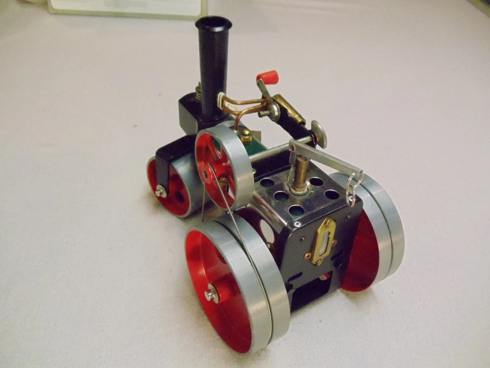 全新 Mamod 蒸汽滚轮 - 英国制造 - Live Steam 从未使用原装盒 — 第 2/4 张图片