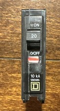 Square D QO120 20 A Miniature Circuit Breaker 20 Amp 120/240 Volt Snap On NEW