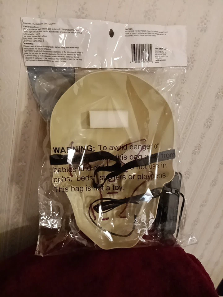 ☠️ Light-Up Skeleton Face Mask With Purple X -Lights ♒ Party's, Cosplay Etc. 🛸 - Image 2 of 4