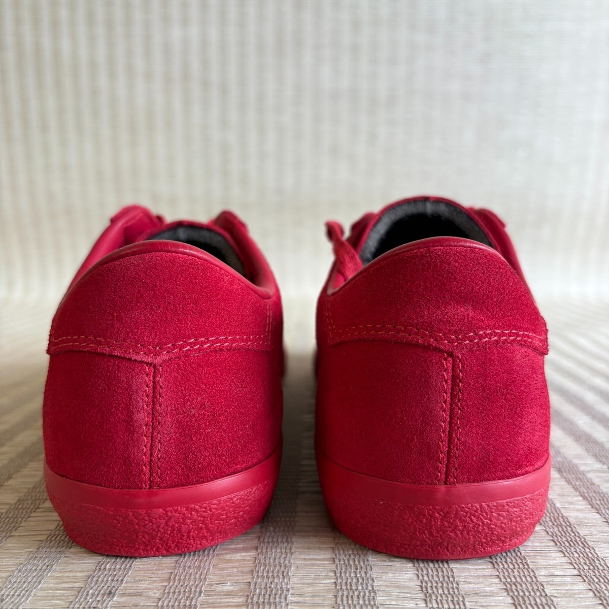 Onitsuka Tiger Lawnship Shoes Mens 6 Womens 7.5 Red Suede Leather