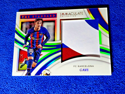 2022-23 Gavi Panini Immaculate Collection Soccer The Standard Holo Gold 10 /10