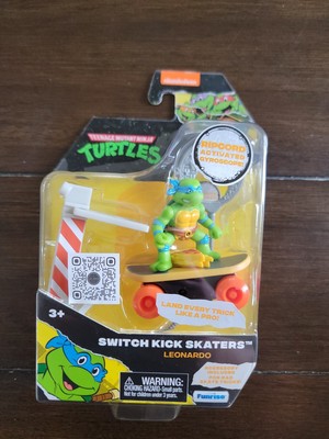 TMNT Leonardo's Epic Switch Kick Skaters Teenage Mutant Ninja Turtles Action Fig