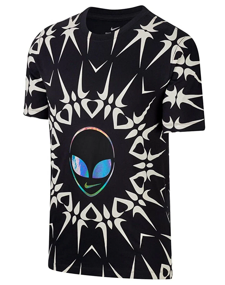Nike alien store tee