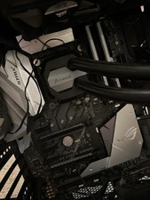 ASUS ROG STRIX Z370-E motherb Corsair AIO Liquid Cooler  EVGA 750 G3 PSU Bundle 