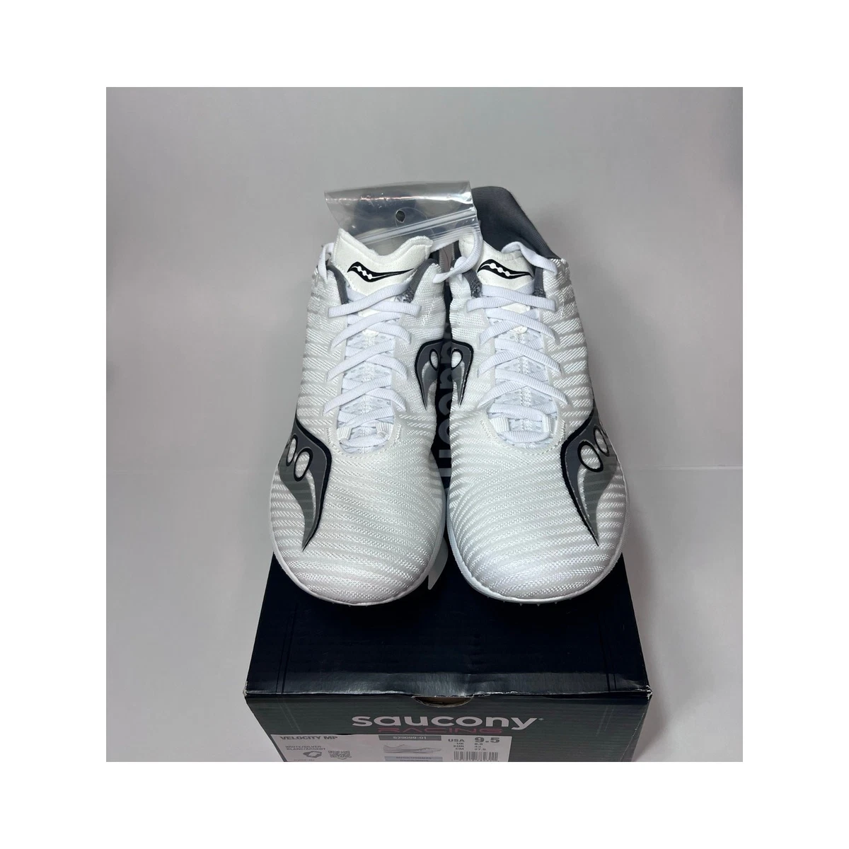 NEW SAUCONY men\'s velocity mp race shoe in 01 - white/silver Saucony Velocity MP White Silver for sale | eBay main image 2
