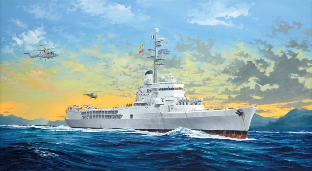 1/350 French Jeanne D'Arc Navy Helicopter Cruiser Ship 2008