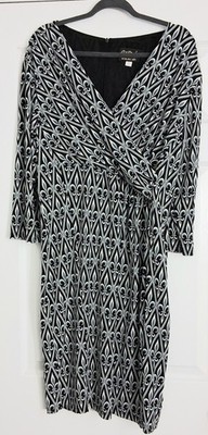 Bob Mackie Dress Women's Size XL Black Blue Belted Geometric V-Neck 3/4 Sleeve