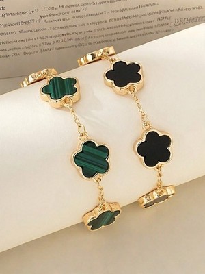 Dark Green Clover Charm Earring Set 2 Pieces One Size