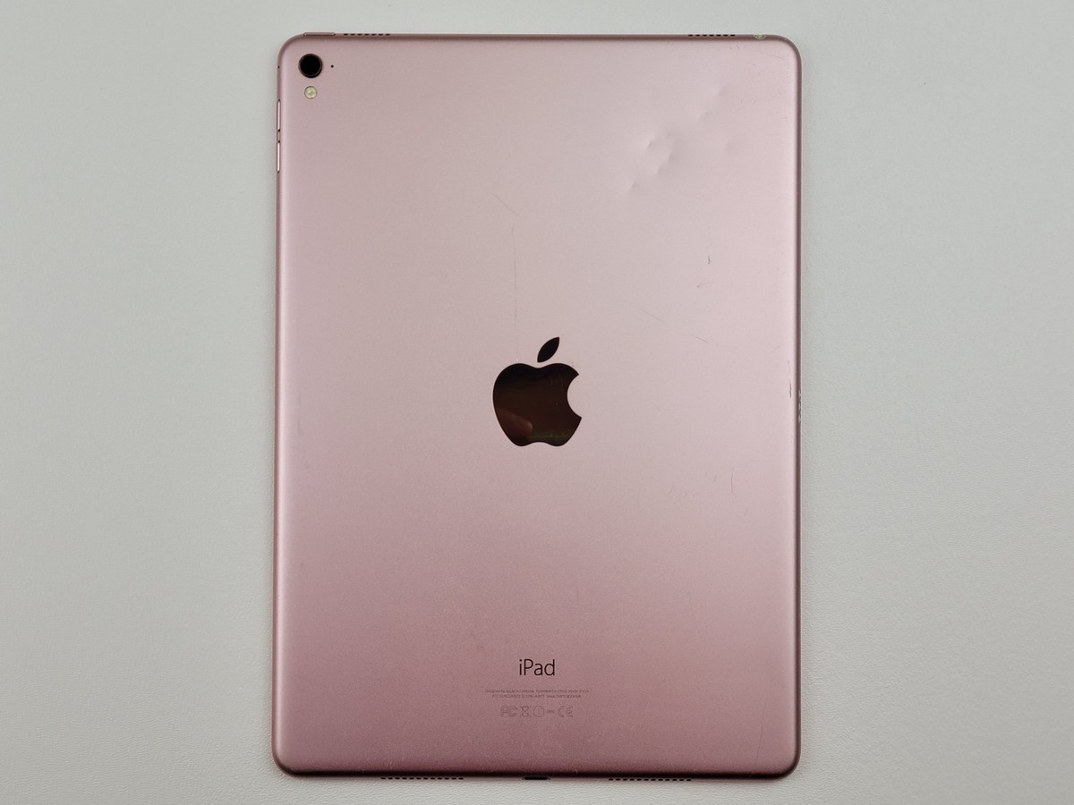 Apple iPad Pro (9.7-inch) (1st Gen.) (A1673) 32GB (Wi-Fi