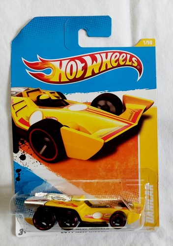 Hot Wheels #1 New Models 1/50 DANICAR Yellow Variation w/Black OH5 Red Rims 2011 - 第 1/4 張圖片