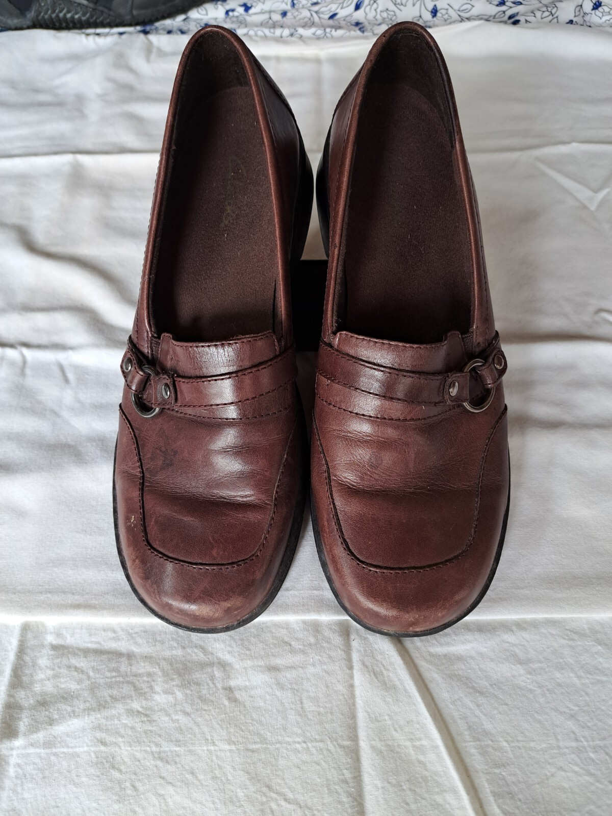 Clarks Loafers Women's Size 8 M Brown Leather 1
