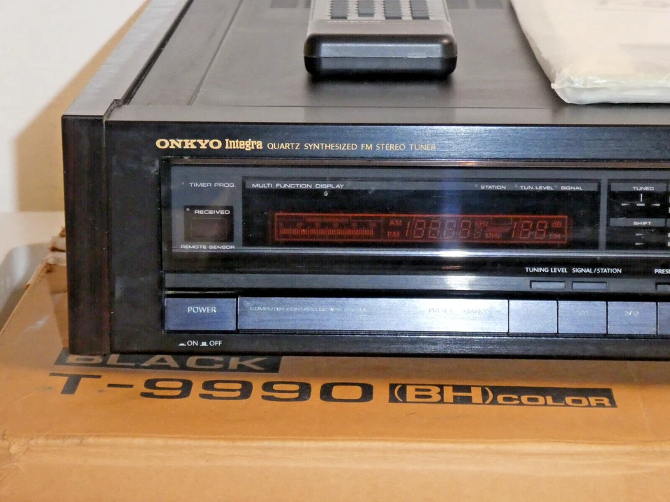 Onkyo Integra T-9990 High End Stereo Tuner, komplett in OVP, 2 Jahre Garantie - Bild 2 von 4