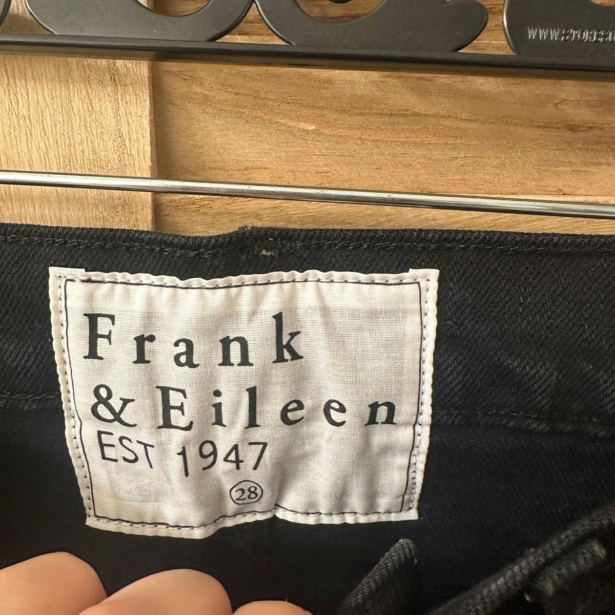New FRANK & Eileen Monaghan Mom Jeans Size 28 | eBay display picture 1