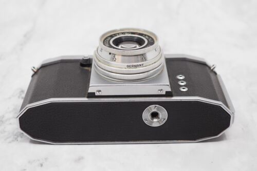 PRAKTIFLEX FX 35 mm TWO cameras One Works - One Parts, 50mm lens, Cases - Picture 3 of 16
