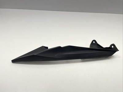   Honda Cb125f Glr 125 1wh-f 2015 - 2020 Seitenfüllung Verkleidung hinten rechts  