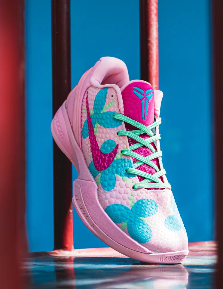 Kobe 6 Protro Demar Derozan PE Rosa Para Hombre Talla US 7-12 Foto 4 de 4