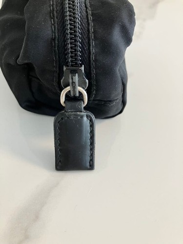 PRADA Marsupio Cosmetico Nylon Triangolo Logo Targa dal Giappone - Foto 3 di 8