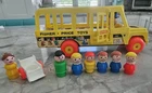 Vintage Fisher-Price School Bus #192, w/7 Little People Figures and Wheelchair