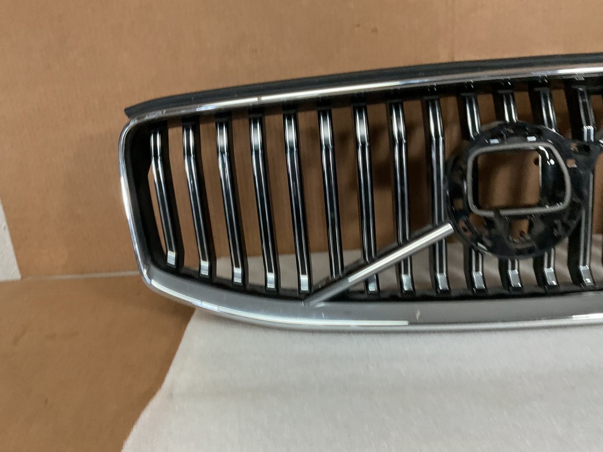 VOLVO XC60 フロントグリル　31416623 s-l1200.jpg