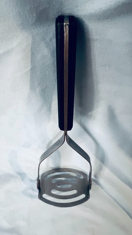 Vintage Retro Chalfont Stainless Steel Potato Masher with Bakelite handle, USA