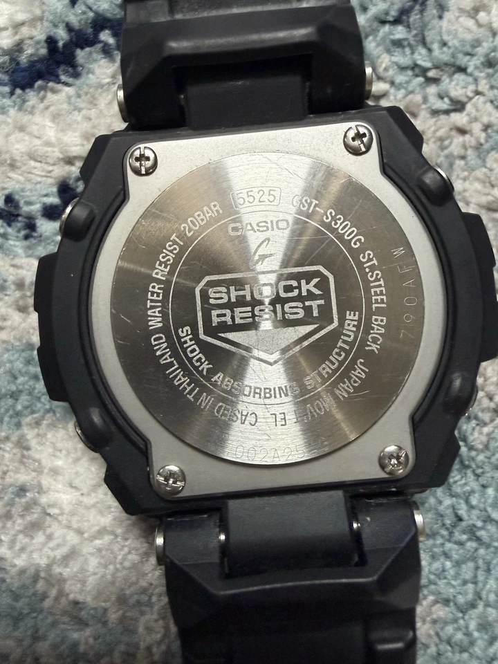 Casio G-Shock GST-S300G Tough Solar Watch Black/Gold Stainless Steel 5525 EXC - Image 4 of 4