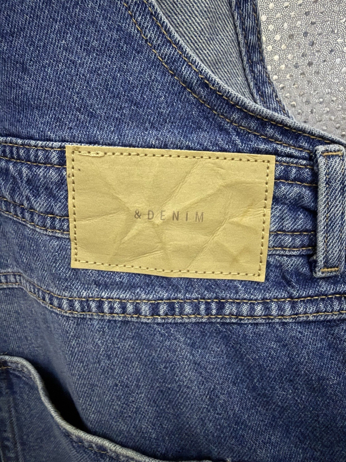 H&M &Denim Shortalls Womens Sz M Cotton Distressed Denim Jean Short Overalls NWT thumbnail 3