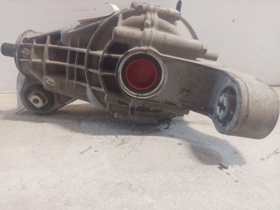 Rear Carrier Assy 126,729 Miles from 2013 Volkswagen Touareg 3.6L 11584110 - Imagem 3 de 4