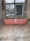 Vintage Pyrex Pink Scroll Space Saver w Lid  575-B 2 Qt Casserole Dish