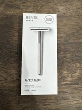 Bevel Shave Safety Razor 1 Razor 10 Blades Open Box