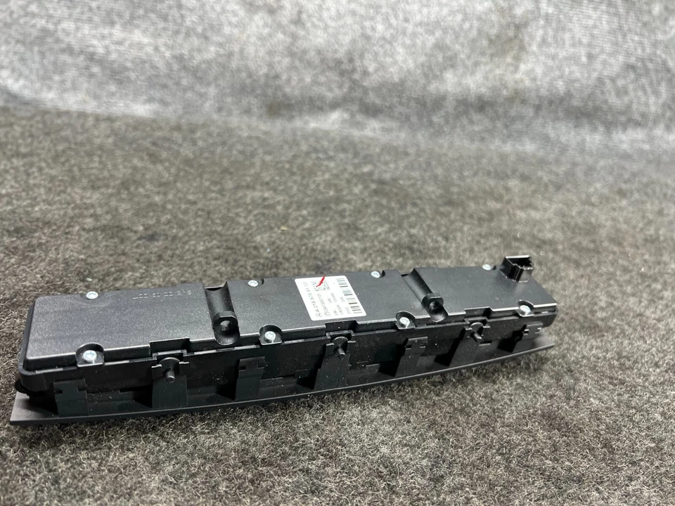 Panel de control de asientos térmicos de peligro para salpicadero Mercedes W218 Cls63 Cls550 OEM Foto 4 de 4