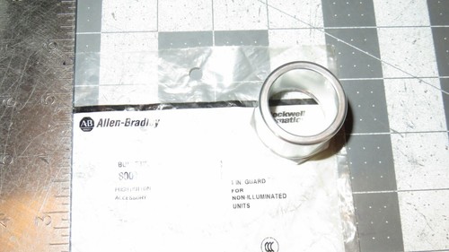 Allen Bradley Interruptores, pulsadores, lentes, bloques de contacto E-Stop y accesorios - Imagen 154 de 177