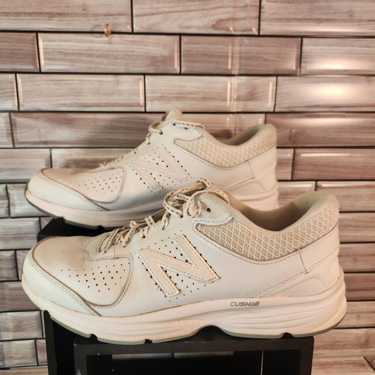 New Balance Shoes Women's Size Cush White Walking Sneakers