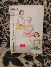 Vintage SIMPLICITY Sewing Pattern 2511 MISSES BLOUSES Size:14 CUT COMPLETE (1760