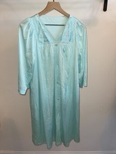 ShadowLine Vintage Large Sleeveless Baby Blue Nylon Short Nightgown Robe Set