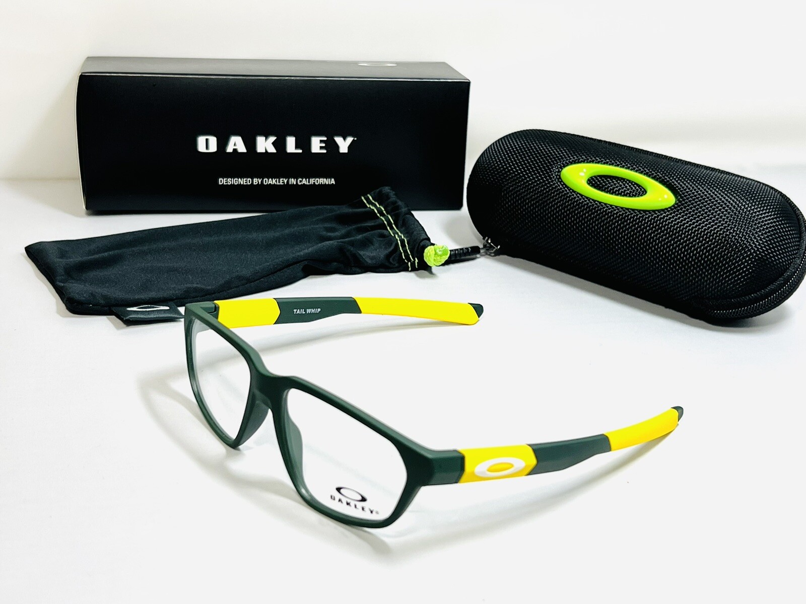 Descubrir 75+ imagen youth oakley prescription glasses Thptnganamst