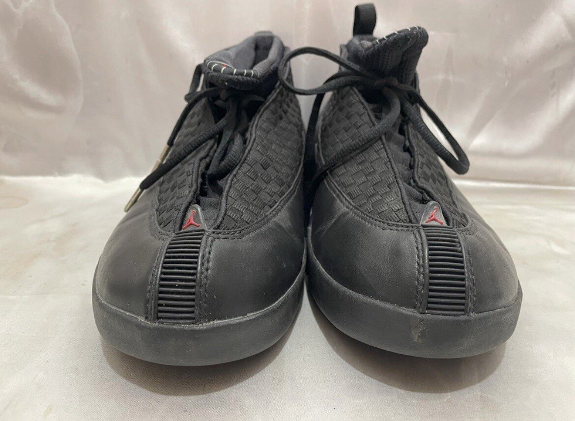 Size 10 - NIKE AIR JORDAN XV BLACK/VARSITY RED 136029-061 NO