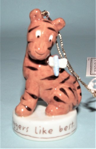 Midwest Winnie the Pooh,Tigger, Christmas ornament porcelain New gift box #24739 - Picture 2 of 5