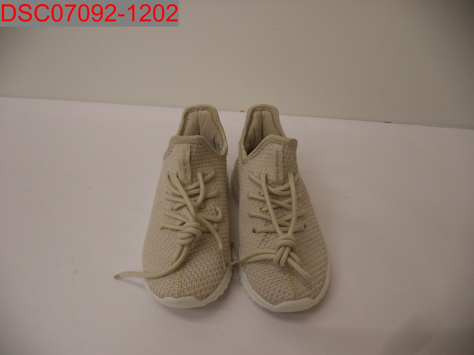 Mesh Sports Casual Sneakers, Size 5