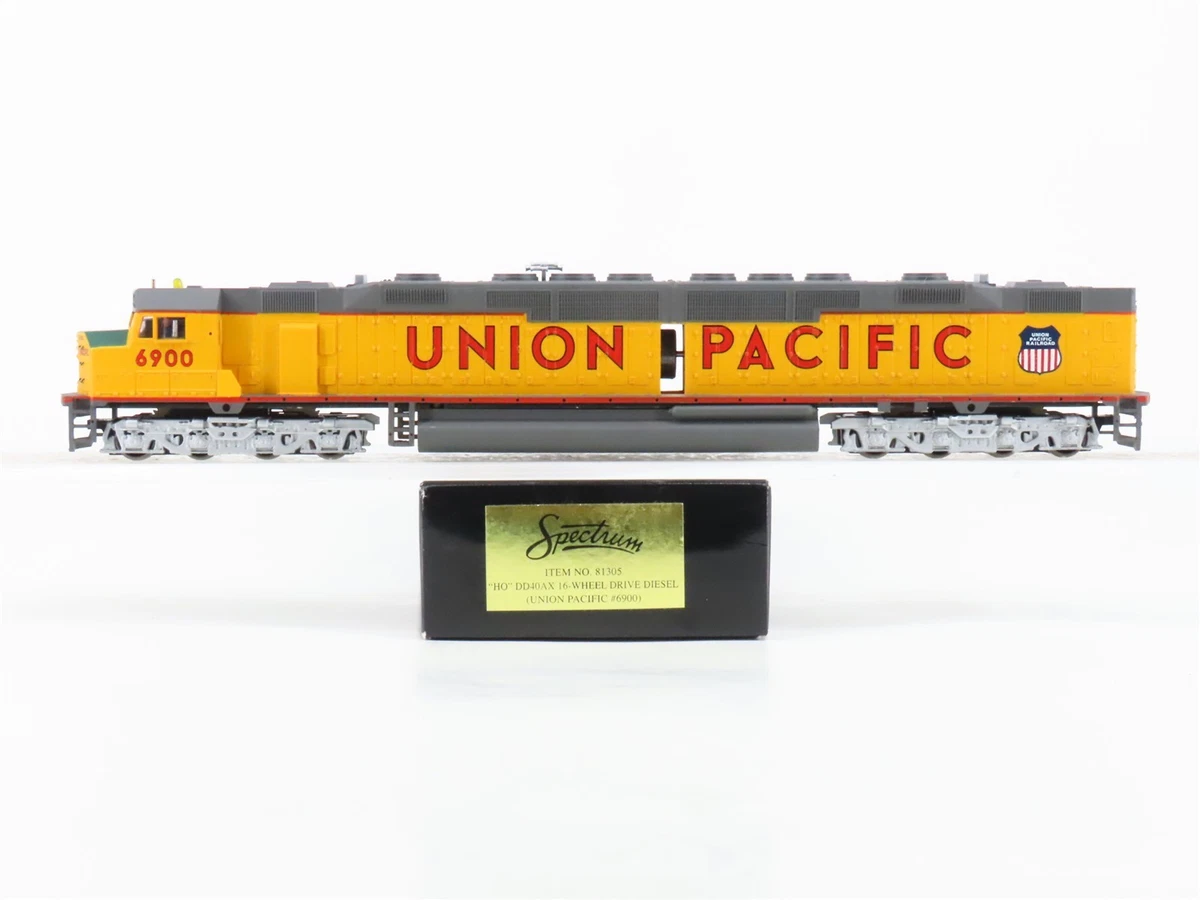 Bachmann Union Pacific HO Scale Model Railroad Locomotives for