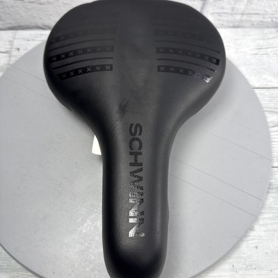 SCHWINN ShoWell vXv Padded Gel Bicycle Saddle Bike Seat Road Mountain
